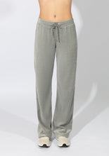 Φόρτωση εικόνας στο εργαλείο προβολής Συλλογής, Γυναικείο Βελουτέ Παντελόνι Φόρμας Harmony 509608 Grey | evaunderwear