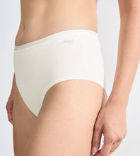 Φόρτωση εικόνας στο εργαλείο προβολής Συλλογής, Γυναικεία Σλιπ 3TMX Sloggi Go Daily Cotton Midi Cream