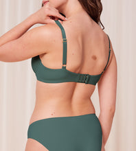 Load image into Gallery viewer, Σουτιέν Triumph Body Make-Up Essentials WP Color 1568 | evaunderwear
