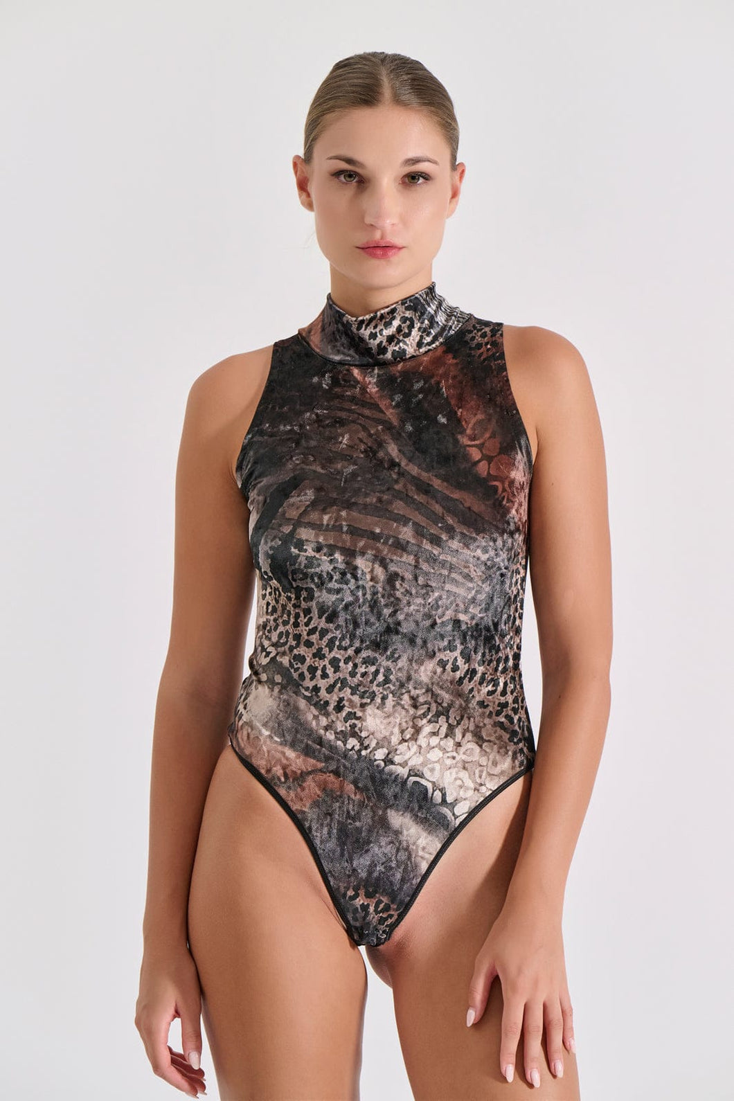 EVAUNDERWEAR - γυναικείο κορμάκι - Milena Paris 2526 - βελούδινο κορμάκι ζιβάγκο με animal print σε γήινες αποχρώσεις και άνοιγμα με τρουκς.»