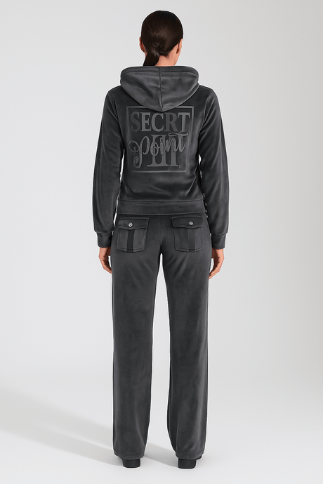 Γυναικεία Βελουτέ Φόρμα 